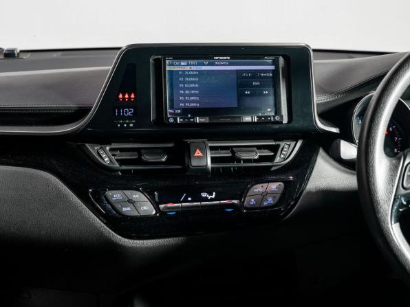 Toyota C-HR I с пробегом 2019 года, цена 1 815 000 рублей, 120710 км, внедорожник, Автокод Объявления