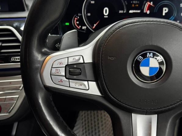 BMW 7 серии VI (G11/G12) с пробегом 2018 года, цена 3 549 000 рублей, 81000 км, седан, Автокод Объявления