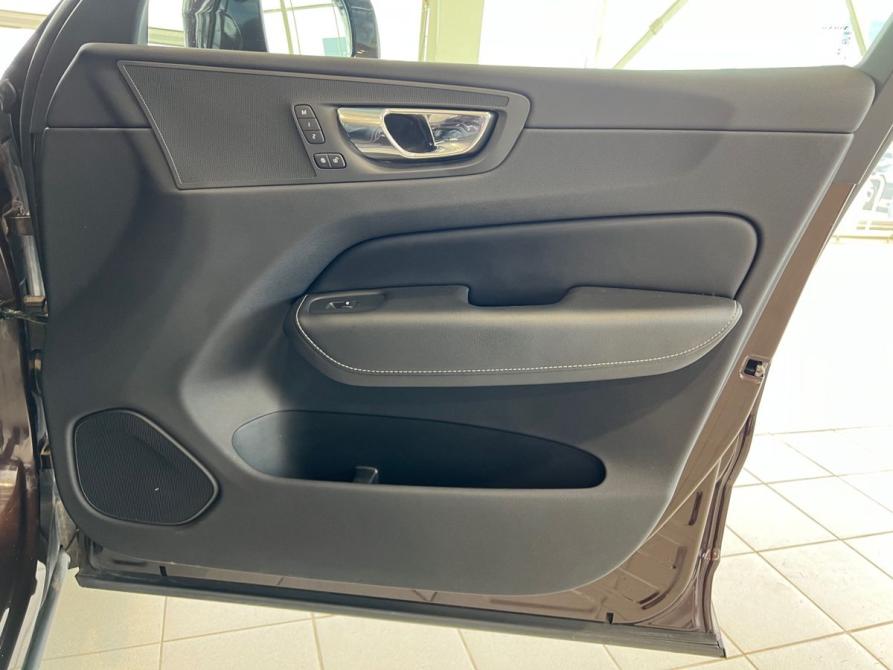 Volvo XC60 II Москва  - изображение 36