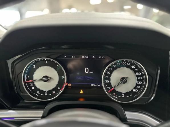 Volkswagen Touareg III с пробегом 2020 года, цена 4 250 000 рублей, 195867 км, внедорожник, Автокод Объявления