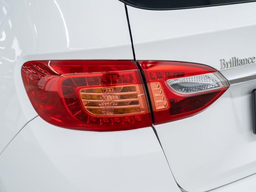 Brilliance V5 I Красноярск  - изображение 22