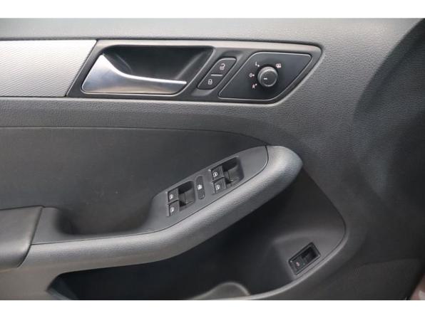 Volkswagen Jetta VI Рестайлинг с пробегом 2015 года, цена 1 013 000 рублей, 184970 км, седан, Автокод Объявления