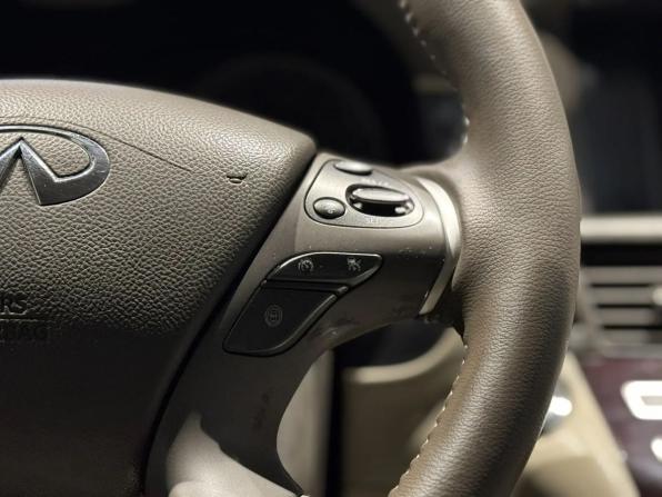 Infiniti M IV с пробегом 2011 года, цена 1 560 000 рублей, 175700 км, седан, Автокод Объявления