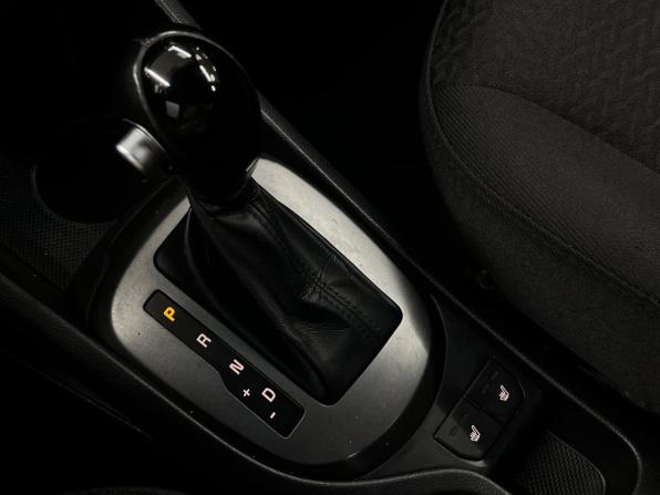 Kia Rio III Рестайлинг с пробегом 2015 года, цена 985 000 рублей, 159046 км, седан, Автокод Объявления