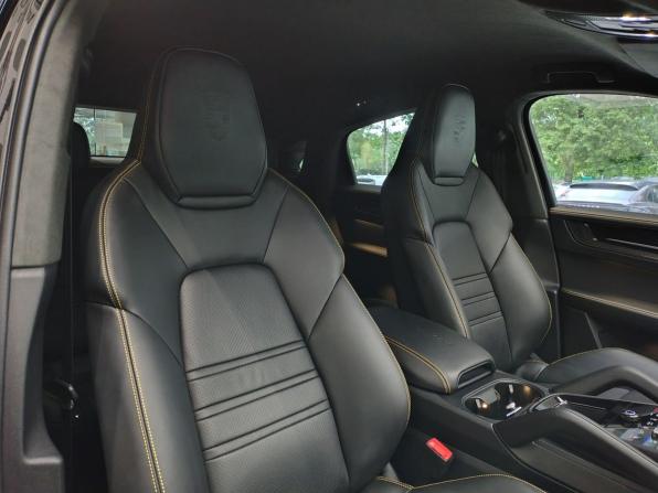 Porsche Cayenne III Рестайлинг с пробегом 2025 года, цена 26 690 000 рублей, 10000 км, внедорожник, Автокод Объявления