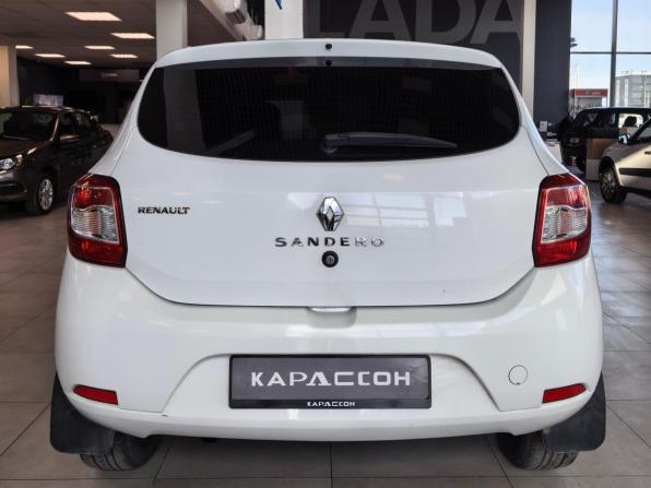 Renault Sandero II с пробегом 2017 года, цена 580 000 рублей, 220000 км, хэтчбек, Автокод Объявления