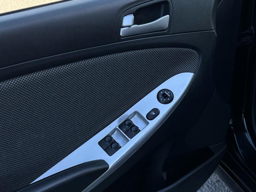 Hyundai Solaris I Волгоград  - изображение 12