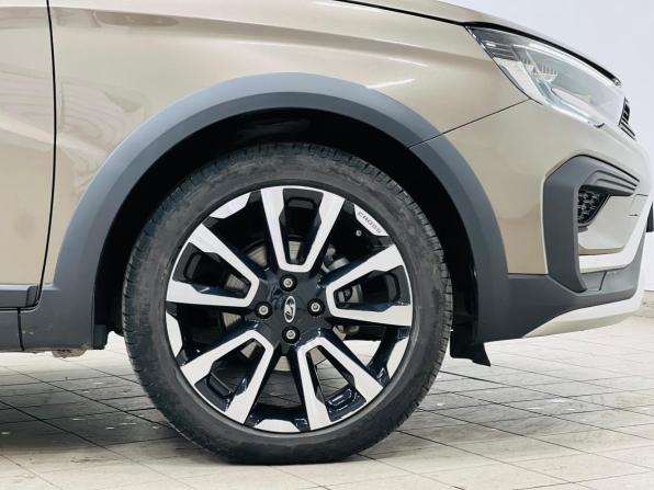 Lada (ВАЗ) Vesta I Рестайлинг (NG) с пробегом 2024 года, цена 1 620 000 рублей, 10300 км, универсал, Автокод Объявления
