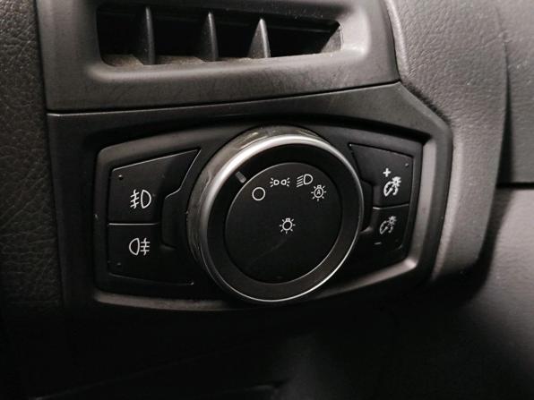 Ford Focus III Рестайлинг с пробегом 2016 года, цена 1 064 000 рублей, 202275 км, хэтчбек, Автокод Объявления