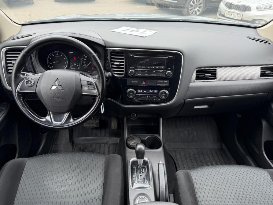 Mitsubishi Outlander III Рестайлинг 2 Санкт-Петербург  - изображение 8