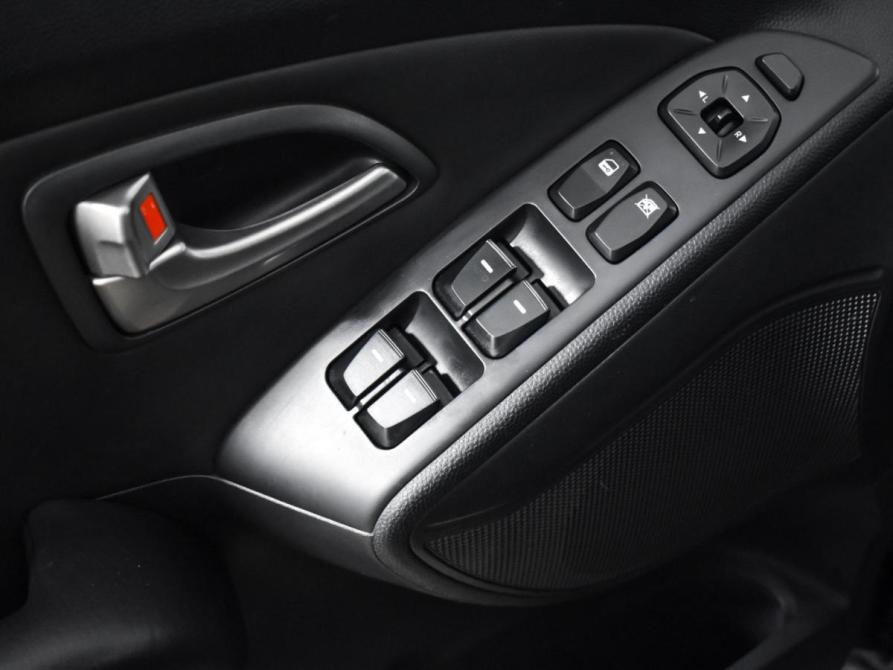 Hyundai ix35 I Санкт-Петербург  - изображение 11