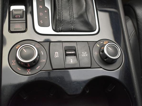 Volkswagen Touareg II с пробегом 2011 года, цена 1 830 000 рублей, 353000 км, внедорожник, Автокод Объявления