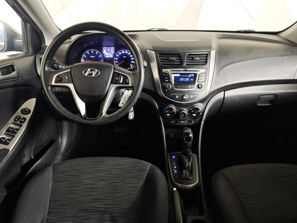 Hyundai Solaris I Рестайлинг с пробегом 2016 года, цена 787 000 рублей, 288479 км, седан, Автокод Объявления
