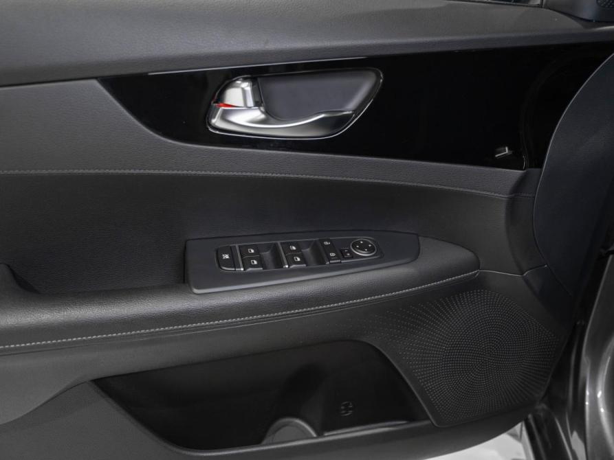 Kia Cerato IV Рестайлинг Москва  - изображение 21