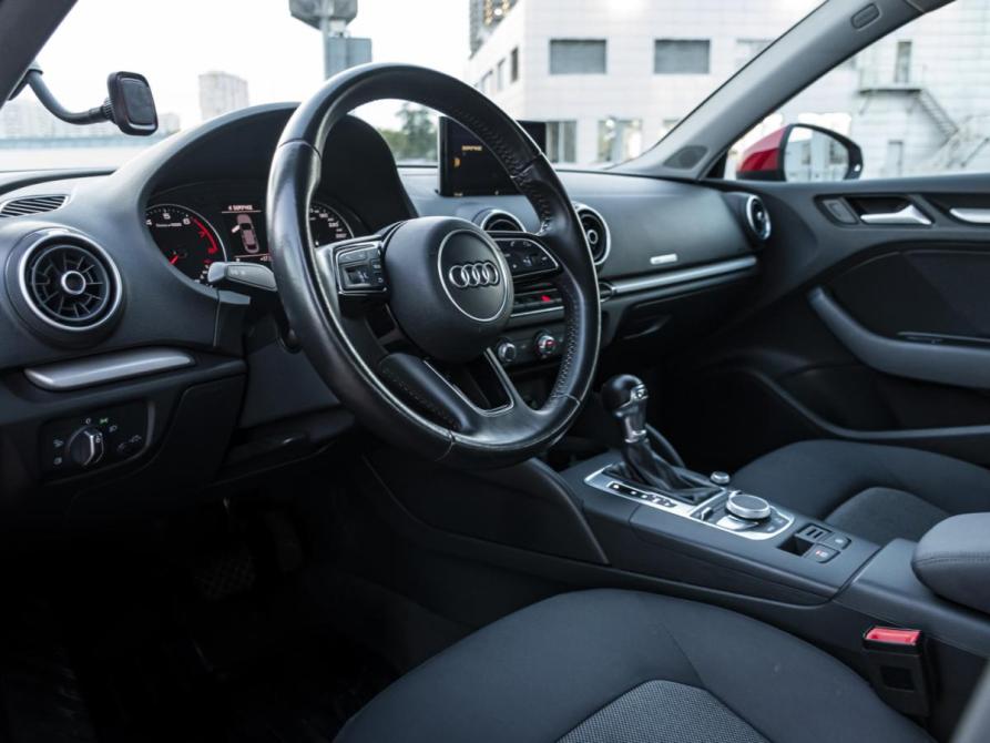 Audi A3 III (8V) Рестайлинг Москва  - изображение 9