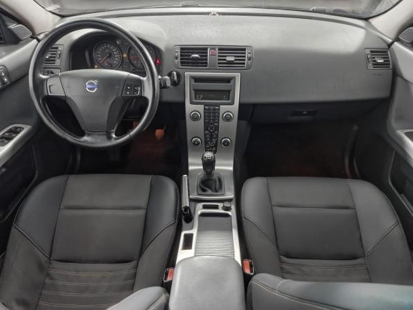 Volvo S40 II Рестайлинг с пробегом 2009 года, цена 465 000 рублей, 244145 км, седан, Автокод Объявления