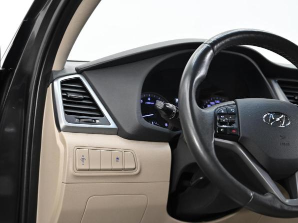 Hyundai Tucson III с пробегом 2018 года, цена 1 899 000 рублей, 81000 км, внедорожник, Автокод Объявления