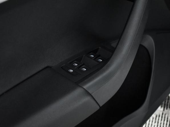 Skoda Octavia III (A7) Рестайлинг с пробегом 2018 года, цена 1 949 000 рублей, 90238 км, лифтбек, Автокод Объявления