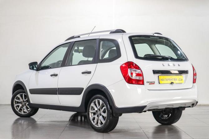 Lada (ВАЗ) Granta I Рестайлинг с пробегом 2023 года, цена 849 000 рублей, 46670 км, универсал, Автокод Объявления