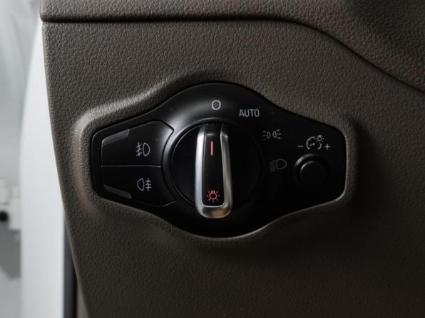 Audi Q5 I (8R) Рестайлинг с пробегом 2012 года, цена 2 039 853 рубля, 101407 км, внедорожник, Автокод Объявления