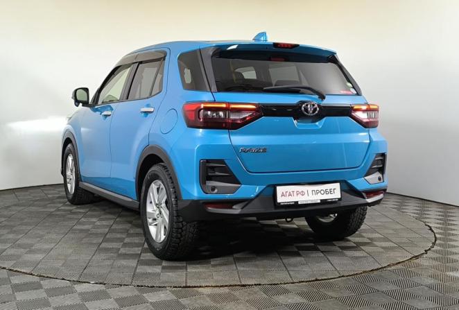 Toyota Raize I с пробегом 2019 года, цена 1 790 000 рублей, 39940 км, внедорожник, Автокод Объявления