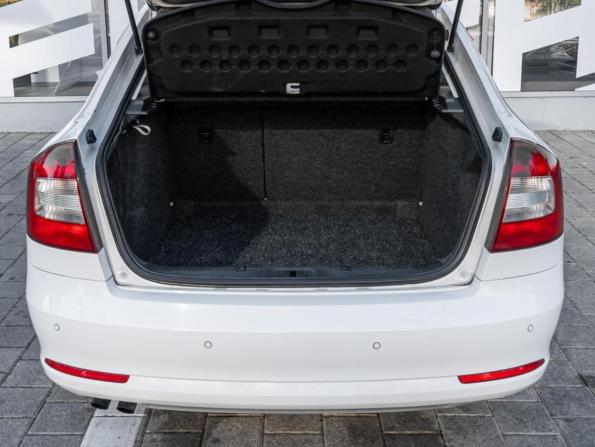 Skoda Octavia II (A5) Рестайлинг с пробегом 2011 года, цена 949 000 рублей, 162349 км, лифтбек, Автокод Объявления