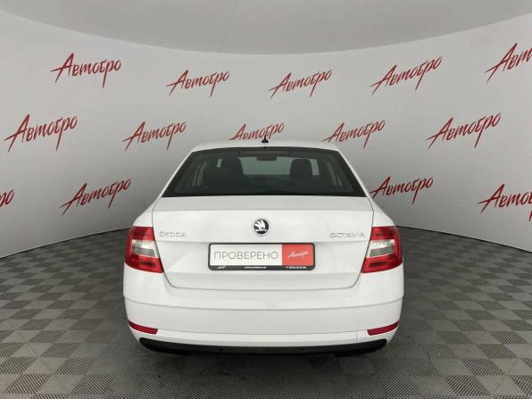Skoda Octavia III (A7) Рестайлинг с пробегом 2019 года, цена 1 535 000 рублей, 172624 км, лифтбек, Автокод Объявления