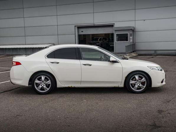 Honda Accord VIII Рестайлинг с пробегом 2011 года, цена 1 198 000 рублей, 260234 км, седан, Автокод Объявления
