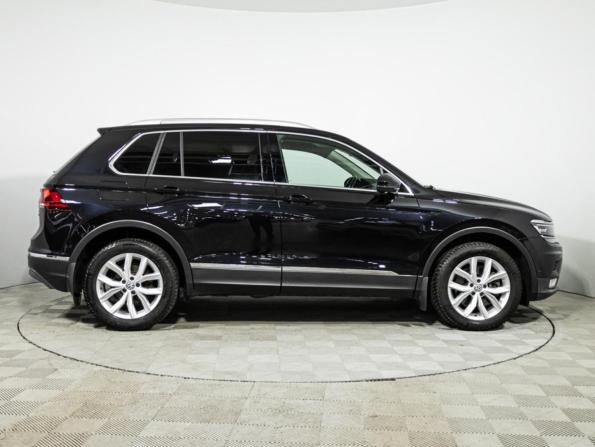 Volkswagen Tiguan II с пробегом 2017 года, цена 2 590 000 рублей, 88903 км, внедорожник, Автокод Объявления