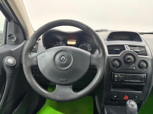 Renault Megane II Рестайлинг с пробегом 2006 года, цена 280 000 рублей, 218333 км, седан, Автокод Объявления
