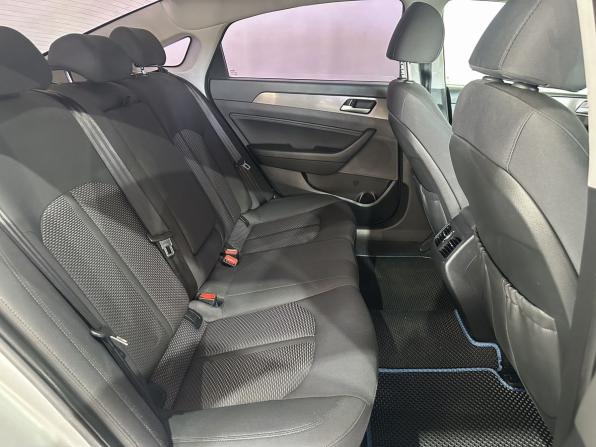 Hyundai Sonata VII (LF) Рестайлинг с пробегом 2018 года, цена 1 850 000 рублей, 131703 км, седан, Автокод Объявления