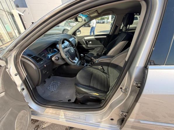 Renault Laguna III с пробегом 2008 года, цена 445 000 рублей, 359276 км, лифтбек, Автокод Объявления