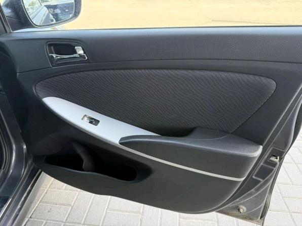 Hyundai Solaris I с пробегом 2013 года, цена 917 000 рублей, 150000 км, седан, Автокод Объявления
