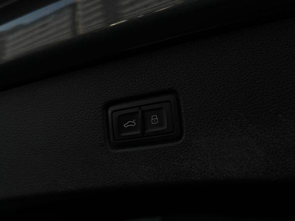 Audi Q7 II (4M) с пробегом 2015 года, цена 2 990 000 рублей, 164984 км, внедорожник, Автокод Объявления