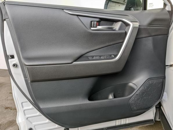 Toyota RAV4 V (XA50) с пробегом 2021 года, цена 3 475 000 рублей, 56171 км, внедорожник, Автокод Объявления