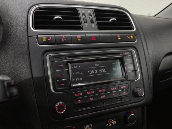 Volkswagen Polo V с пробегом 2014 года, цена 830 000 рублей, 127664 км, седан, Автокод Объявления