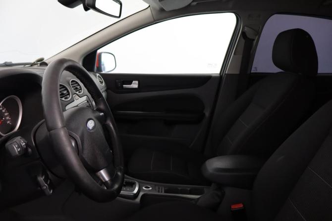 Ford Focus II Рестайлинг с пробегом 2011 года, цена 509 000 рублей, 228000 км, хэтчбек, Автокод Объявления