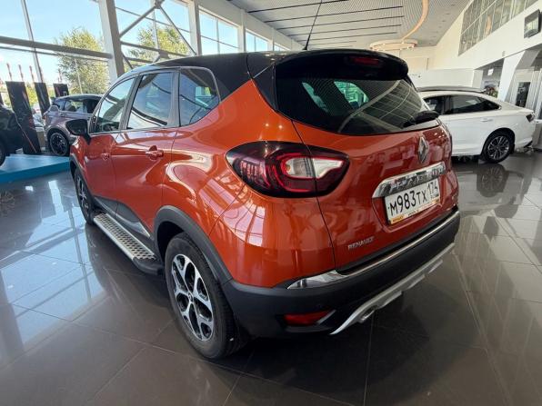Renault Kaptur I с пробегом 2017 года, цена 1 395 000 рублей, 140000 км, внедорожник, Автокод Объявления