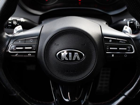 Kia Stinger I с пробегом 2019 года, цена 2 648 000 рублей, 135660 км, лифтбек, Автокод Объявления