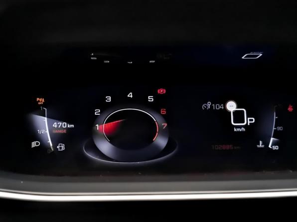 Peugeot 2008 II с пробегом 2022 года, цена 1 815 000 рублей, 102663 км, внедорожник, Автокод Объявления