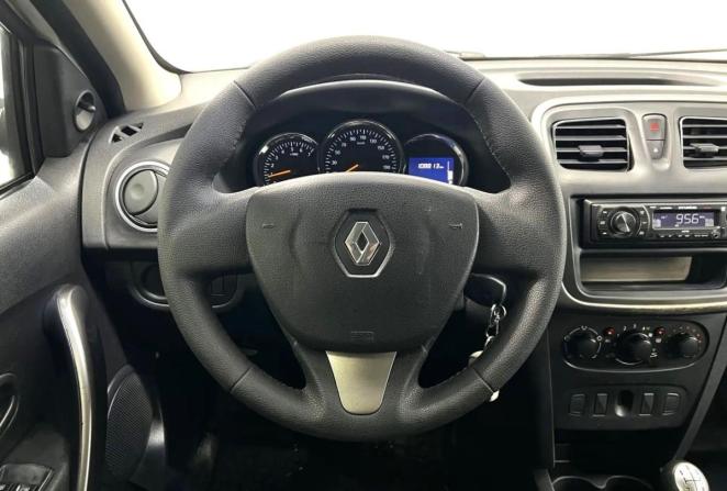 Renault Logan I Рестайлинг с пробегом 2014 года, цена 370 000 рублей, 108547 км, седан, Автокод Объявления