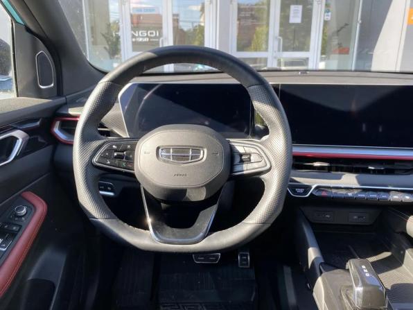 Geely Coolray I Рестайлинг с пробегом 2023 года, цена 1 965 000 рублей, 55000 км, внедорожник, Автокод Объявления
