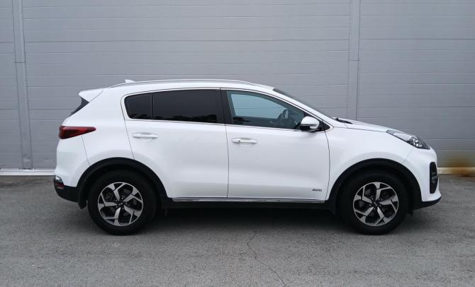 Kia Sportage IV Рестайлинг с пробегом 2018 года, цена 2 197 000 рублей, 162783 км, внедорожник, Автокод Объявления
