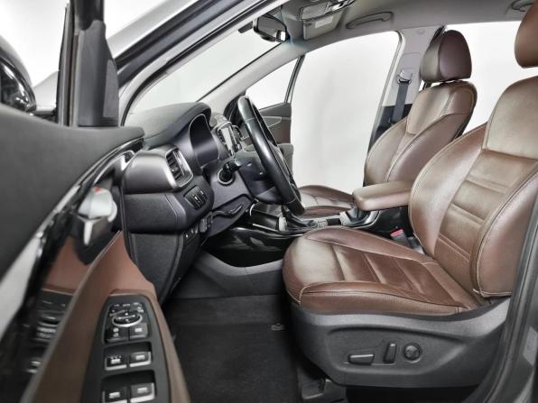 Kia Sorento III Prime Рестайлинг с пробегом 2018 года, цена 2 599 000 рублей, 212502 км, внедорожник, Автокод Объявления