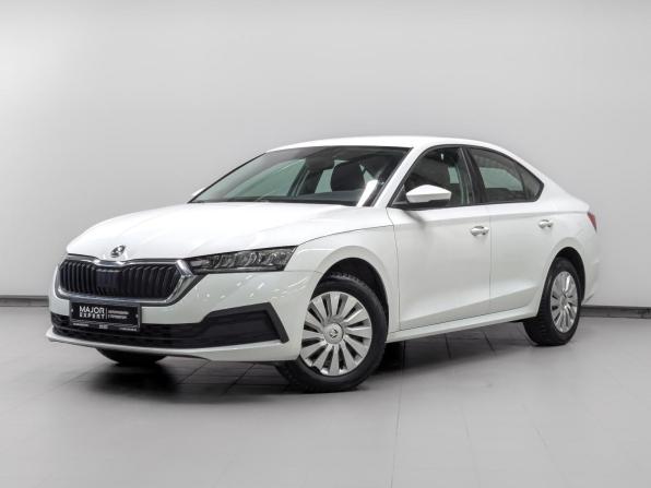 Skoda Octavia IV (A8) с пробегом 2021 года, цена 2 335 000 рублей, 74575 км, лифтбек, Автокод Объявления