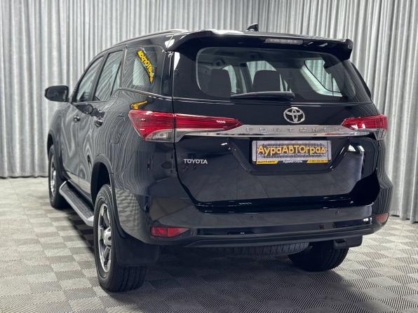 Toyota Fortuner II с пробегом 2017 года, цена 3 870 000 рублей, 65408 км, внедорожник, Автокод Объявления