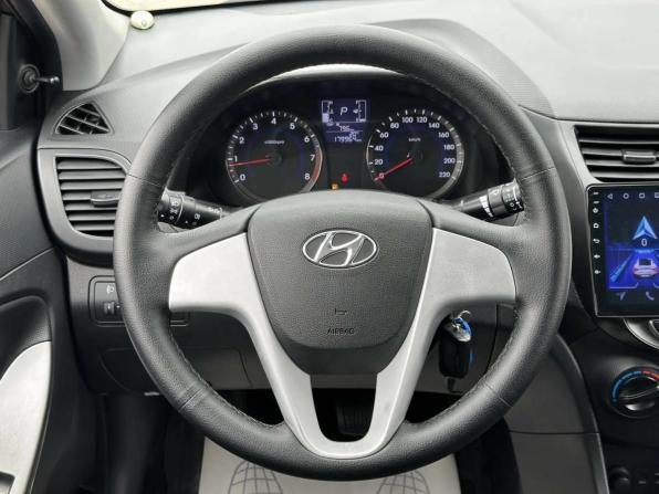 Hyundai Solaris I Рестайлинг с пробегом 2016 года, цена 830 000 рублей, 179900 км, седан, Автокод Объявления