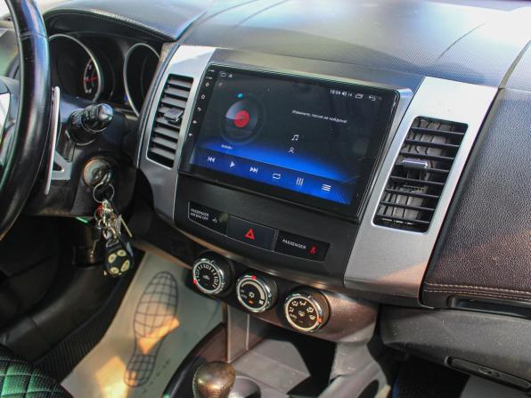 Mitsubishi Outlander II Рестайлинг с пробегом 2010 года, цена 850 000 рублей, 273000 км, внедорожник, Автокод Объявления