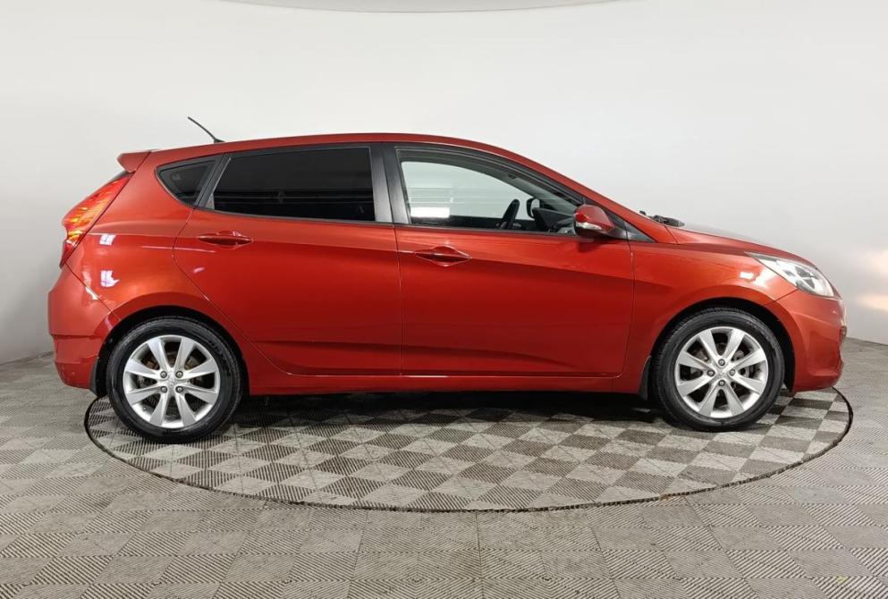 Hyundai Solaris I Волгоград  - изображение 8