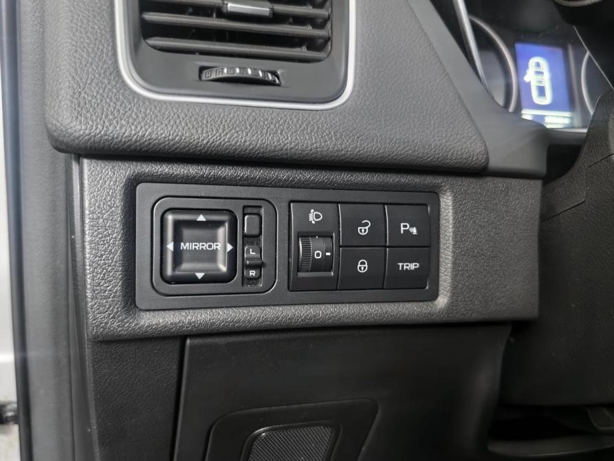 Geely Emgrand X7 I Рестайлинг 2 Москва  - изображение 21